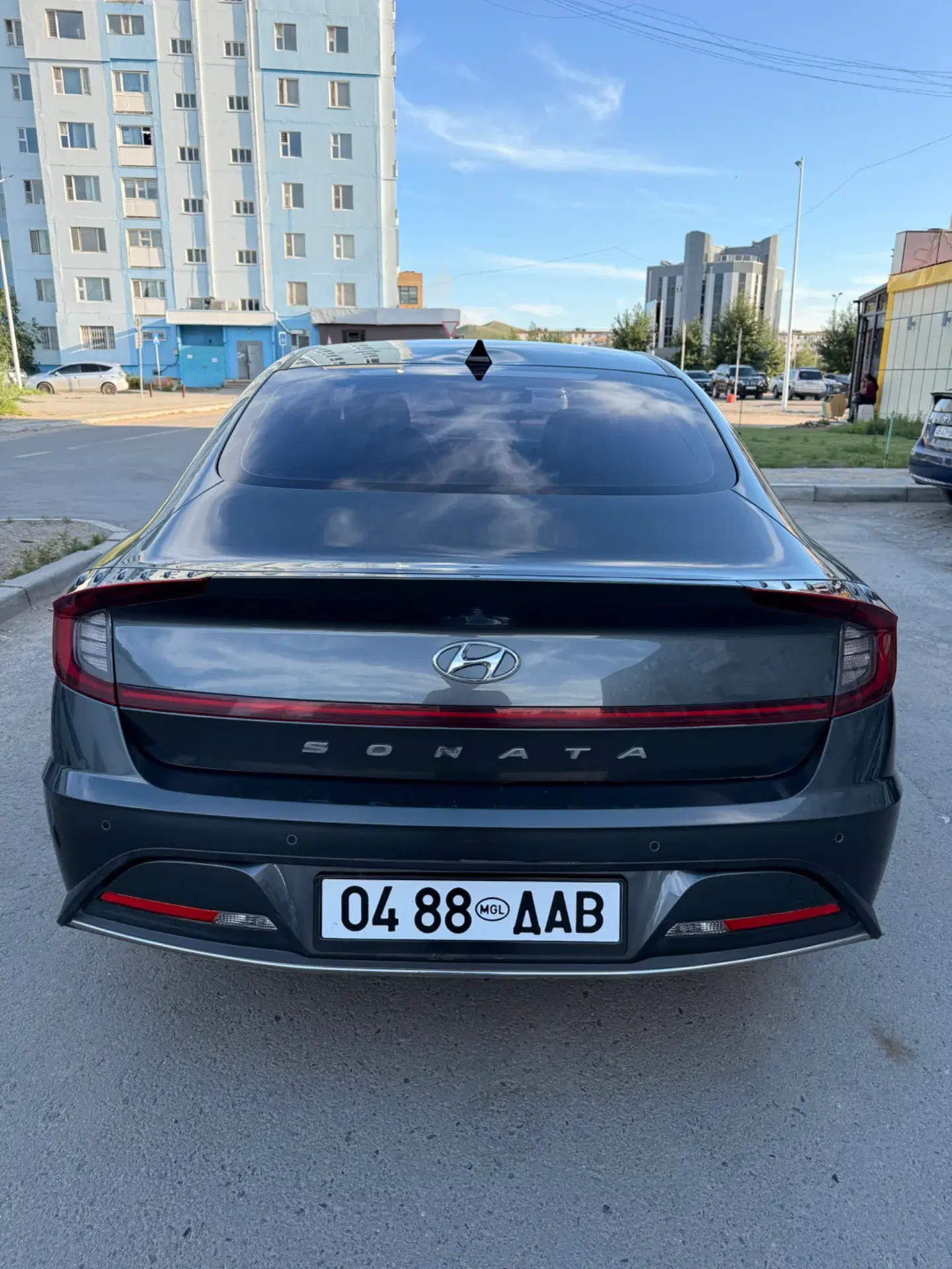 Car image 7