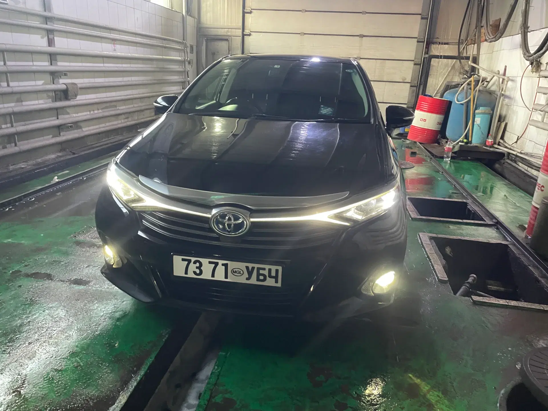 Car image 5