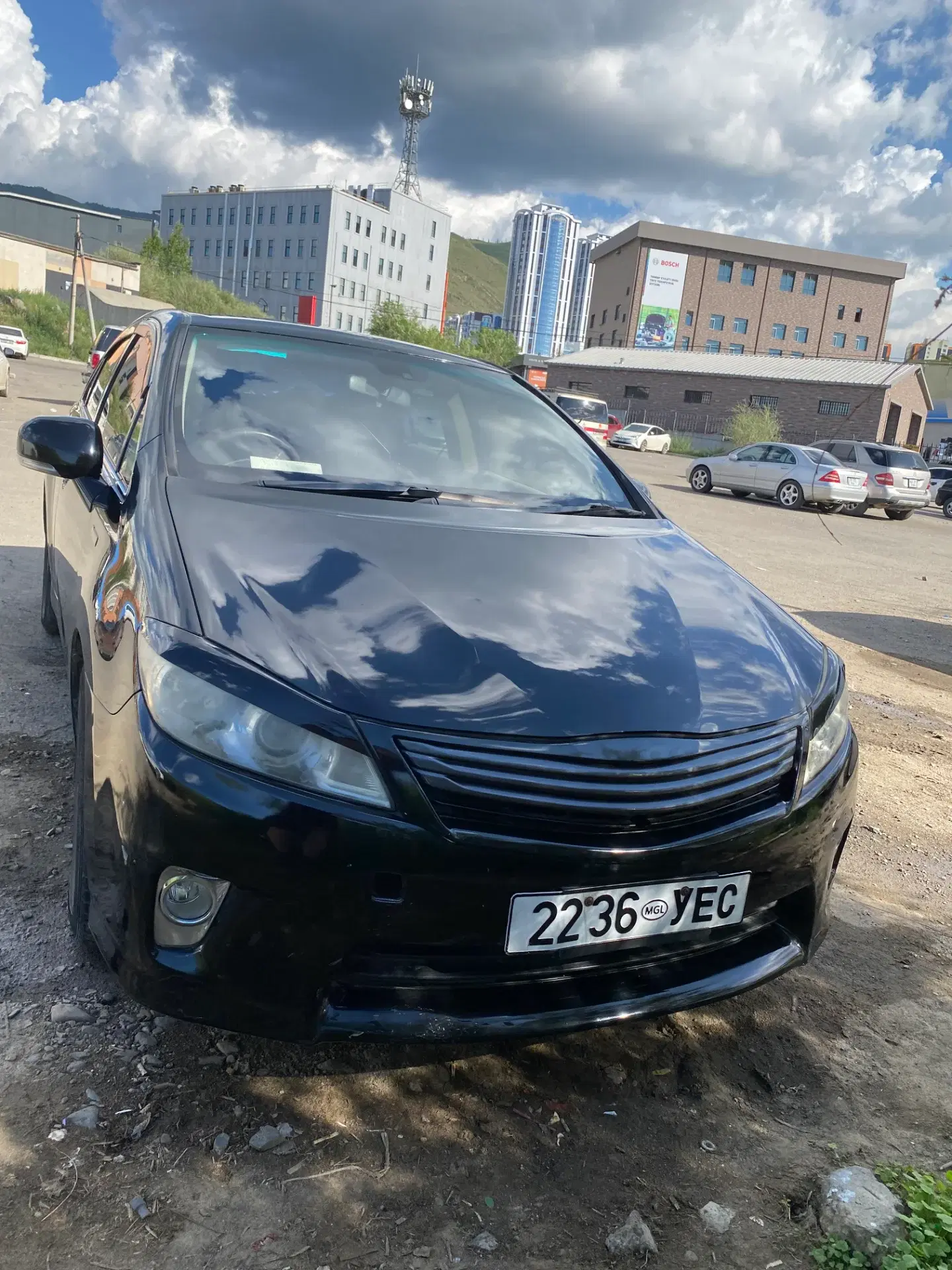Car image 2