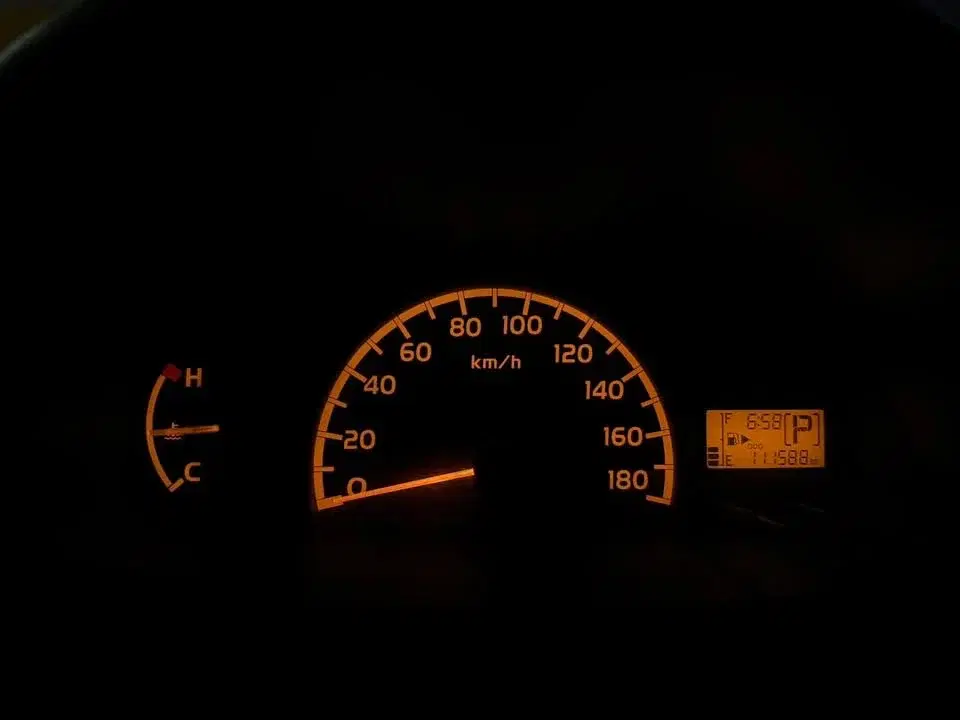 Car image 8